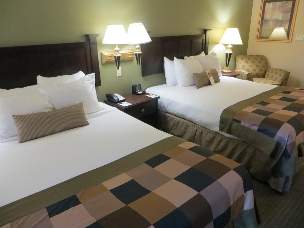 Wingate By Wyndham Hotel Peoria Room photo